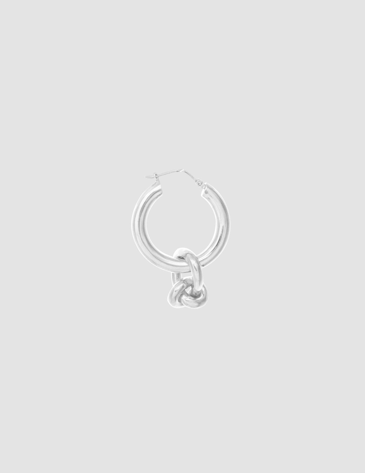 material:silver; add-on:big-hoops-click; add-on:knot-add-on;