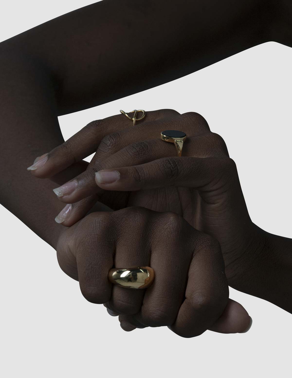 material:gold;