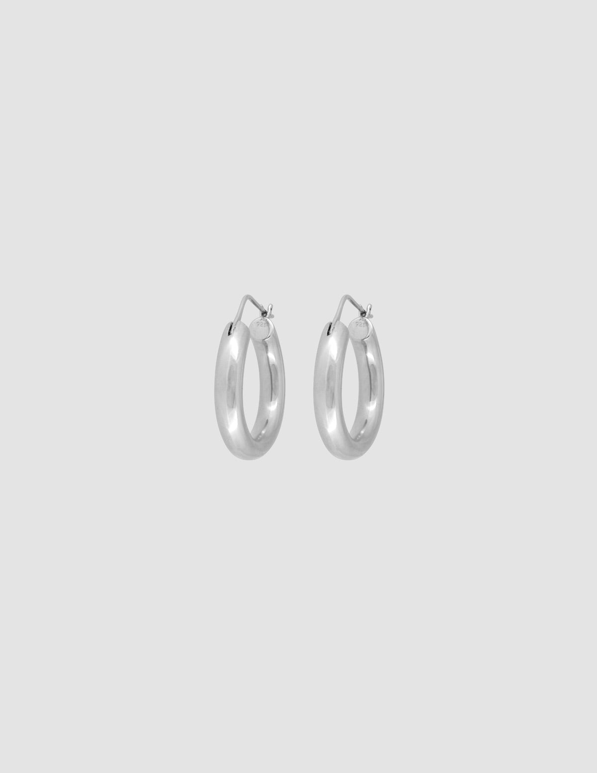 material:silver;