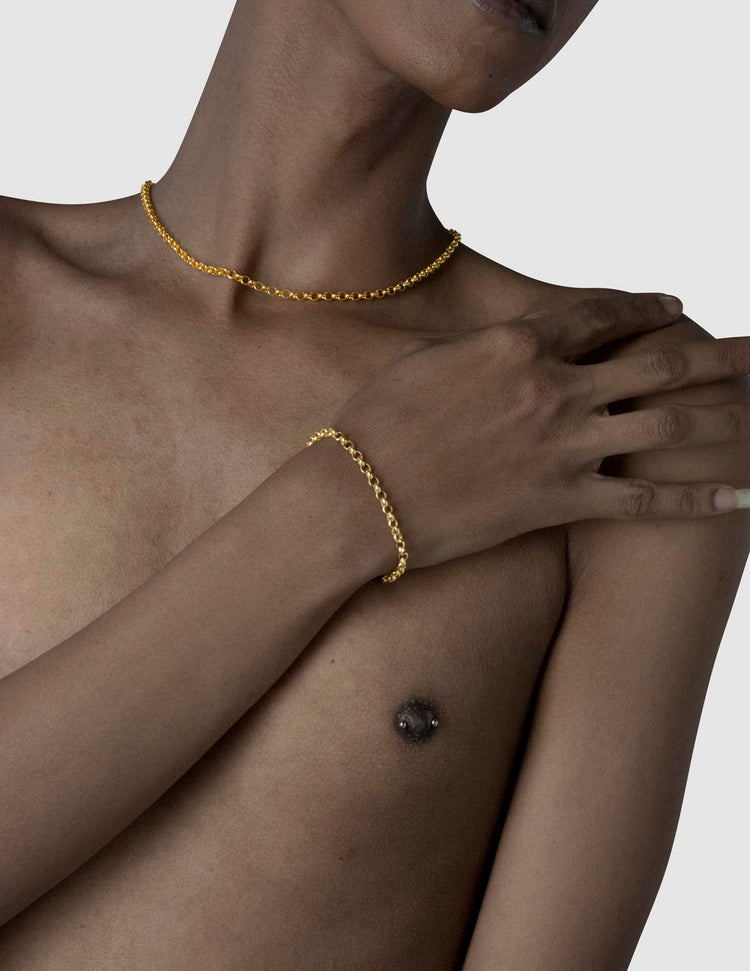 material:gold;