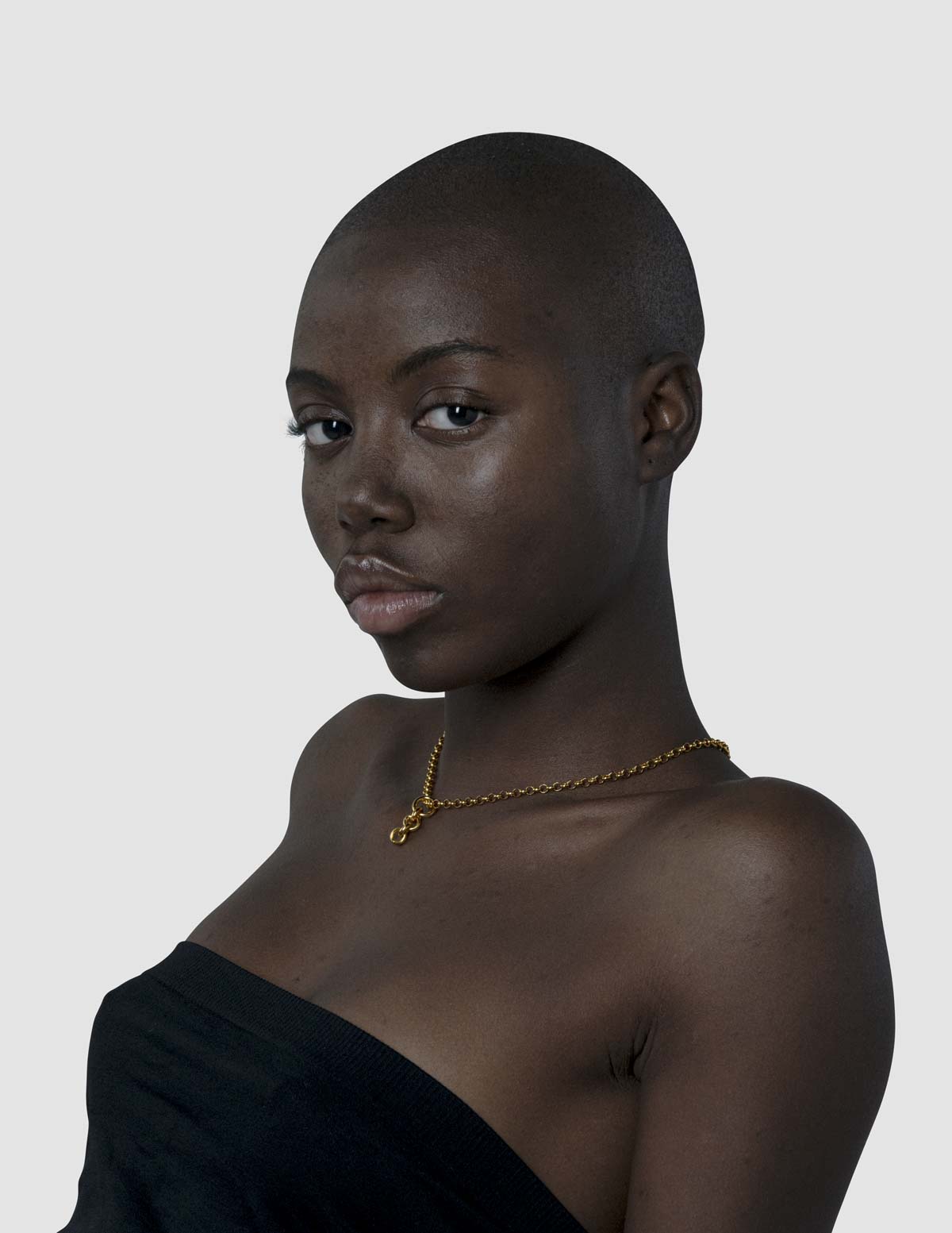 material:gold;