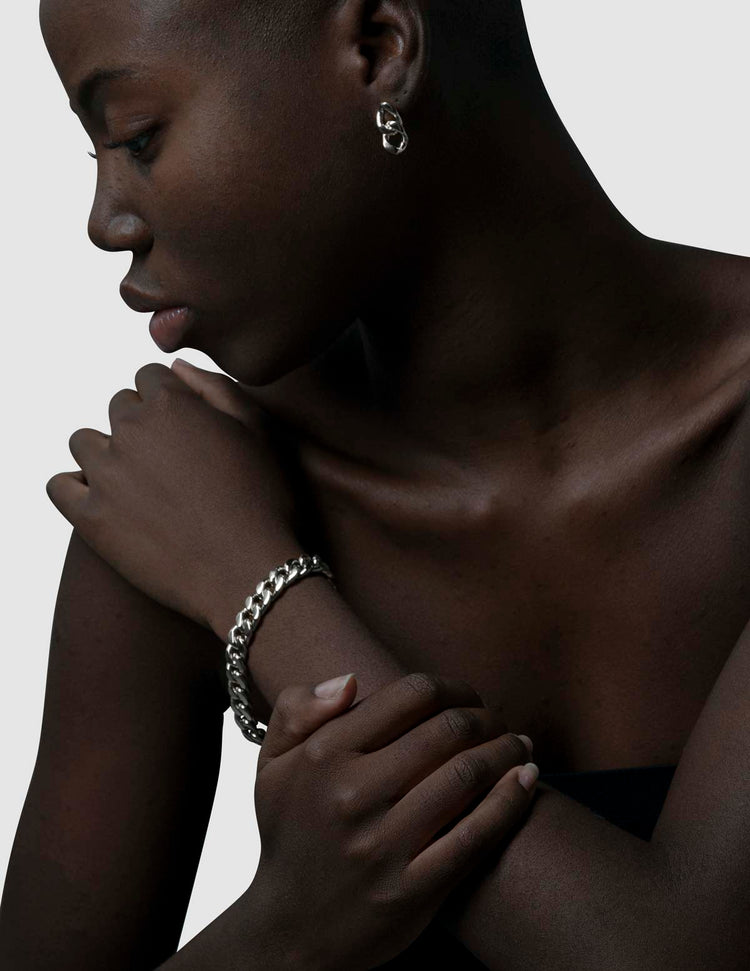 material:silver;