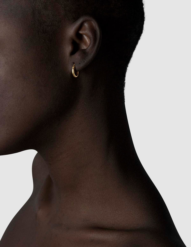 material:gold;