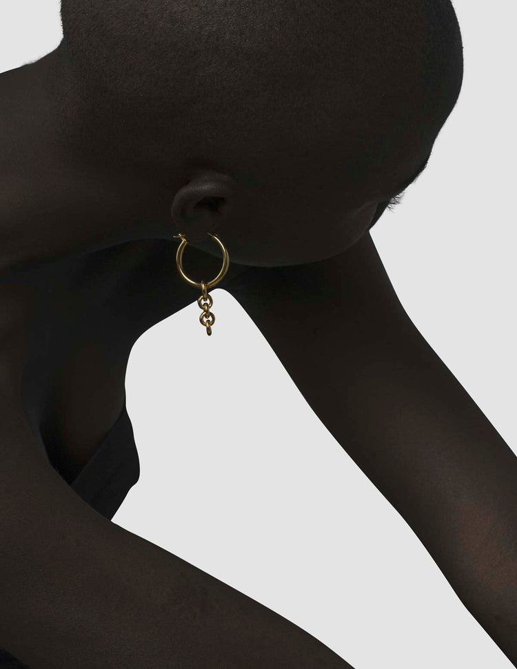 material:gold;