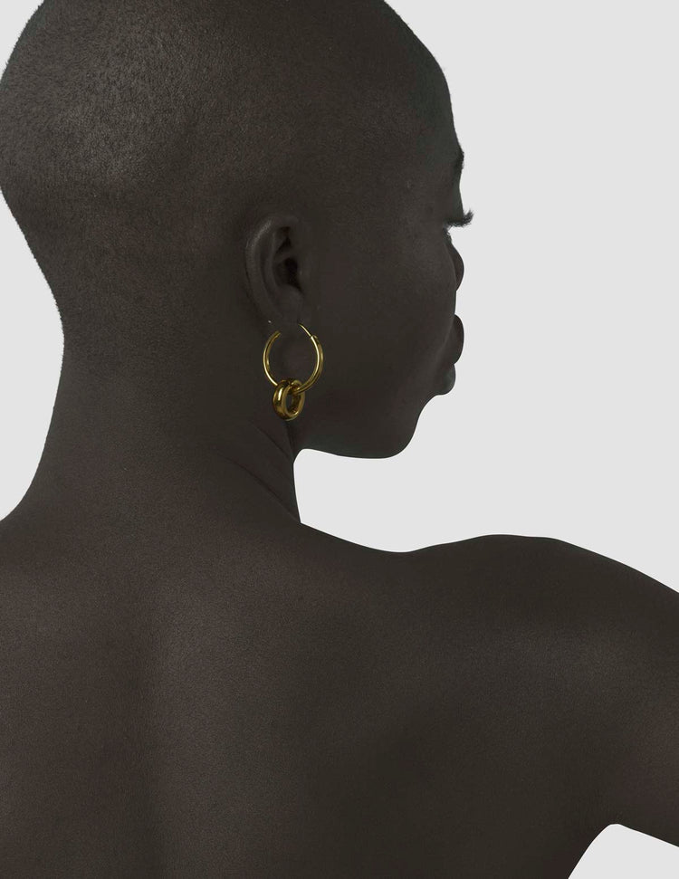 material:gold;