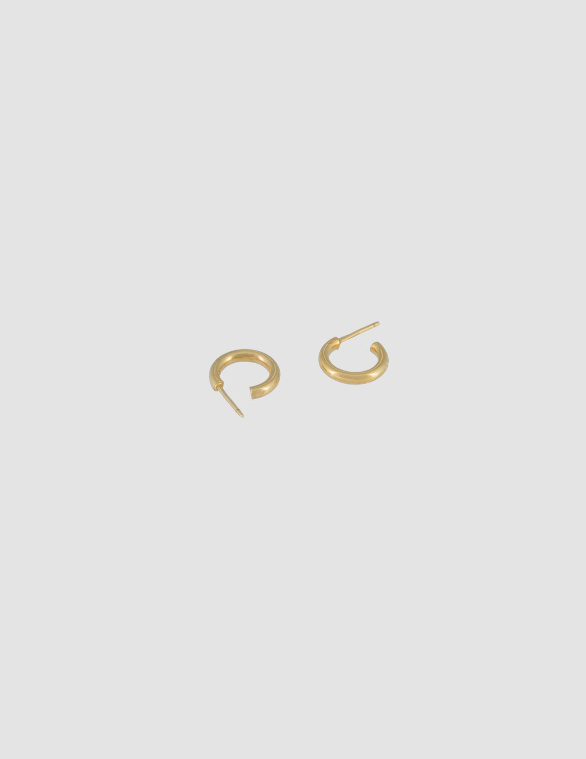 material:gold;