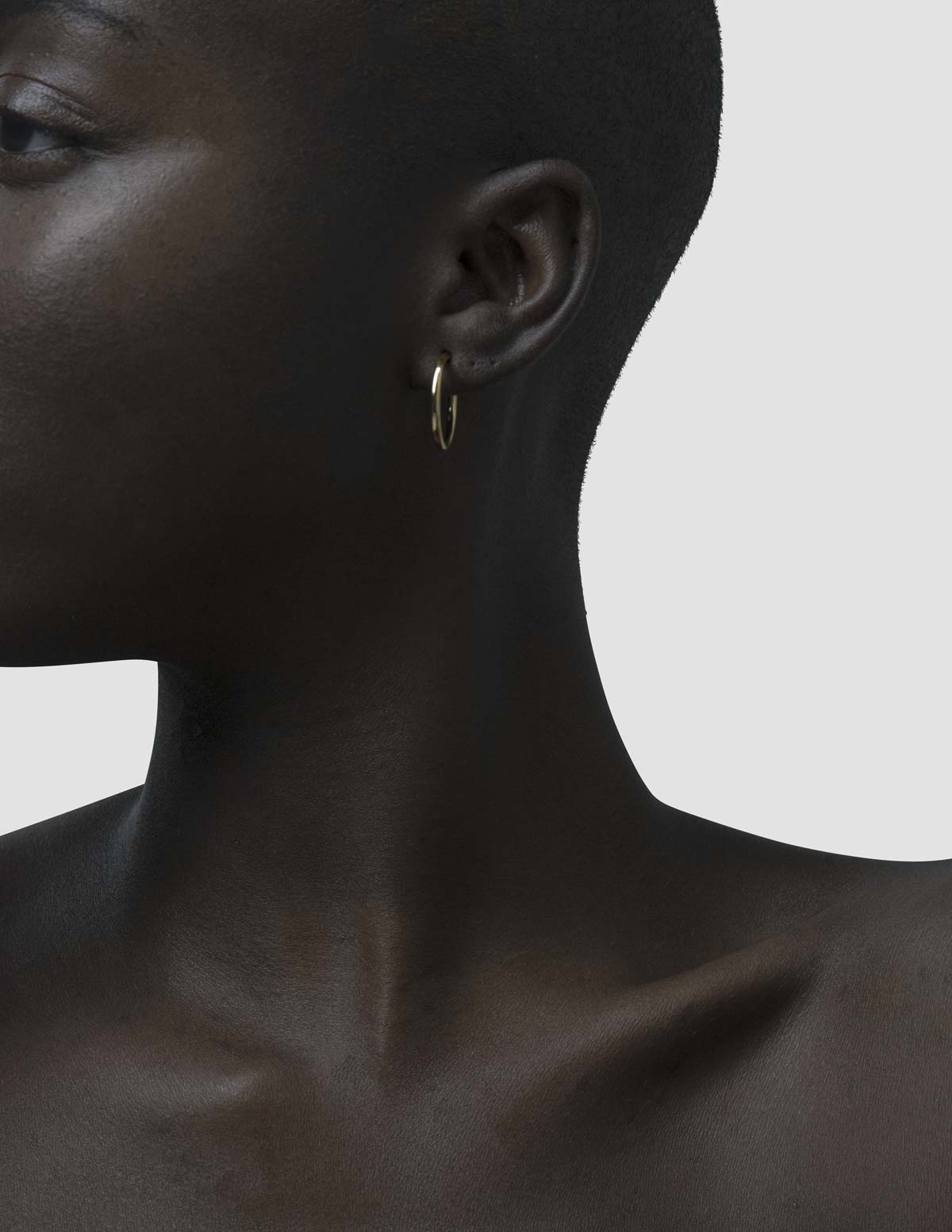 material:gold;