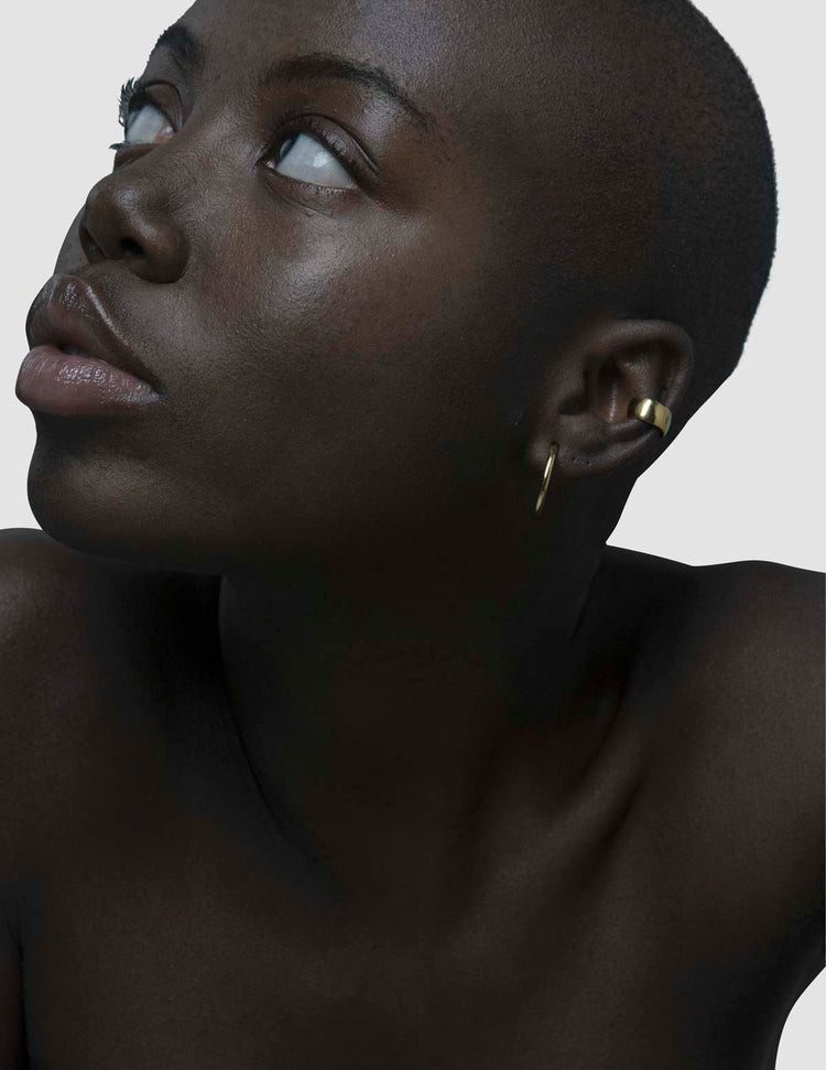 material:gold;