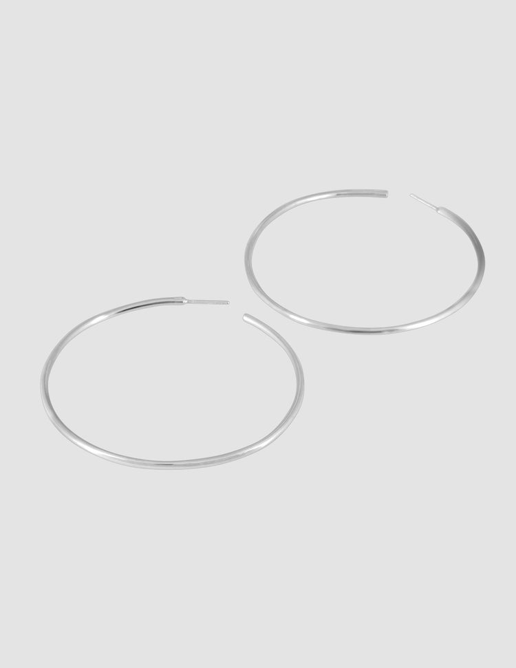 material:silver;