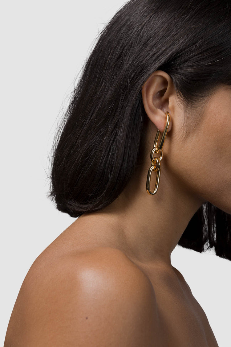 material:gold;