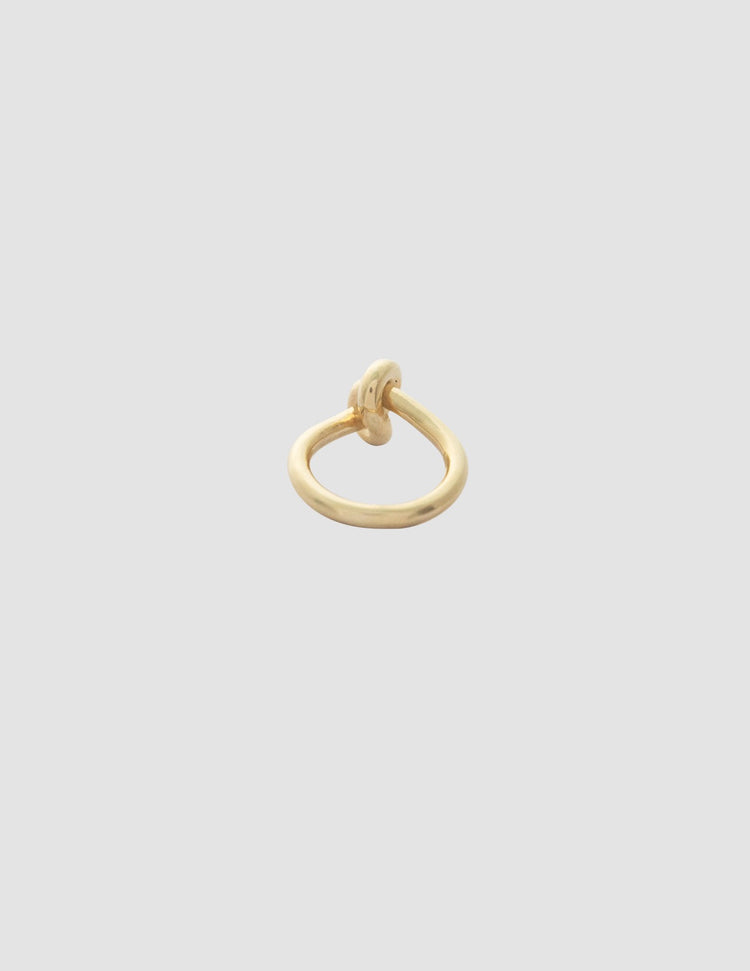 material:gold;