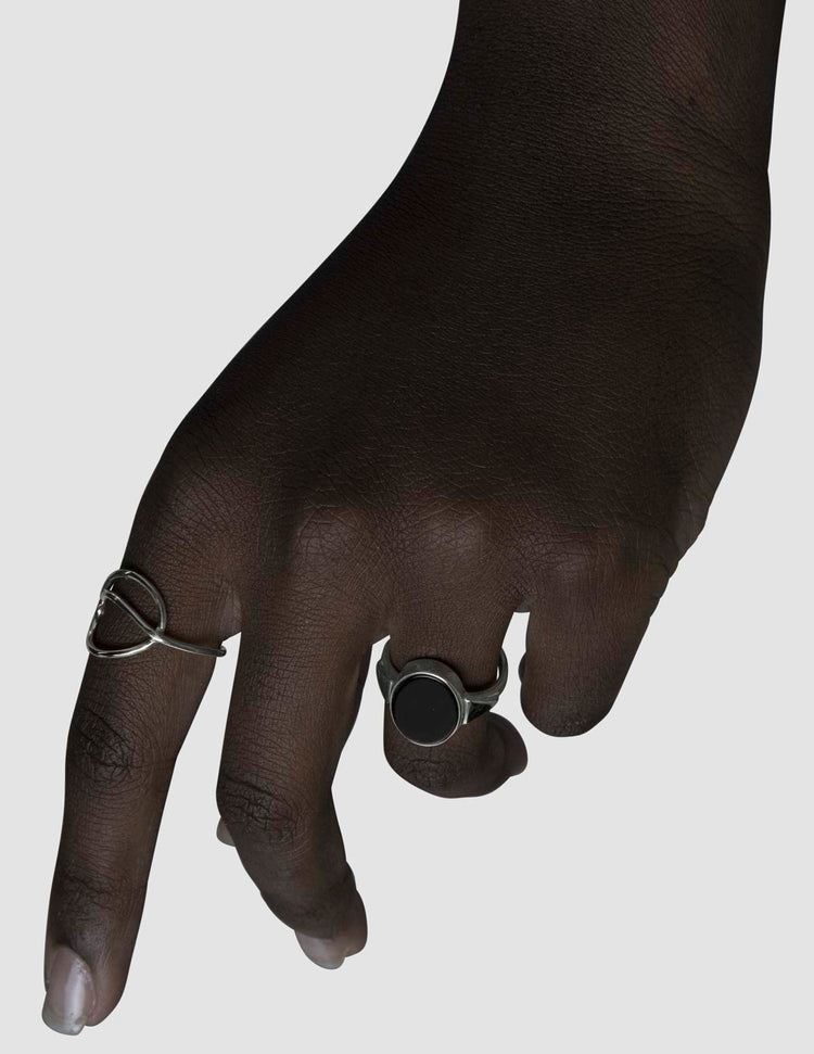 material:silver;