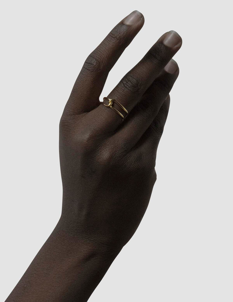 material:gold;