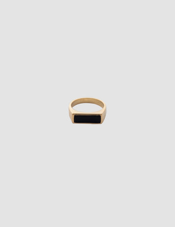 material:gold;