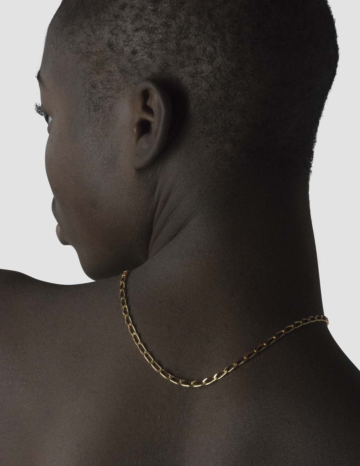 material:gold;