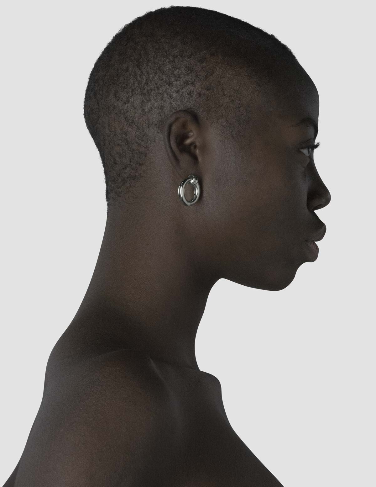 material:silver;