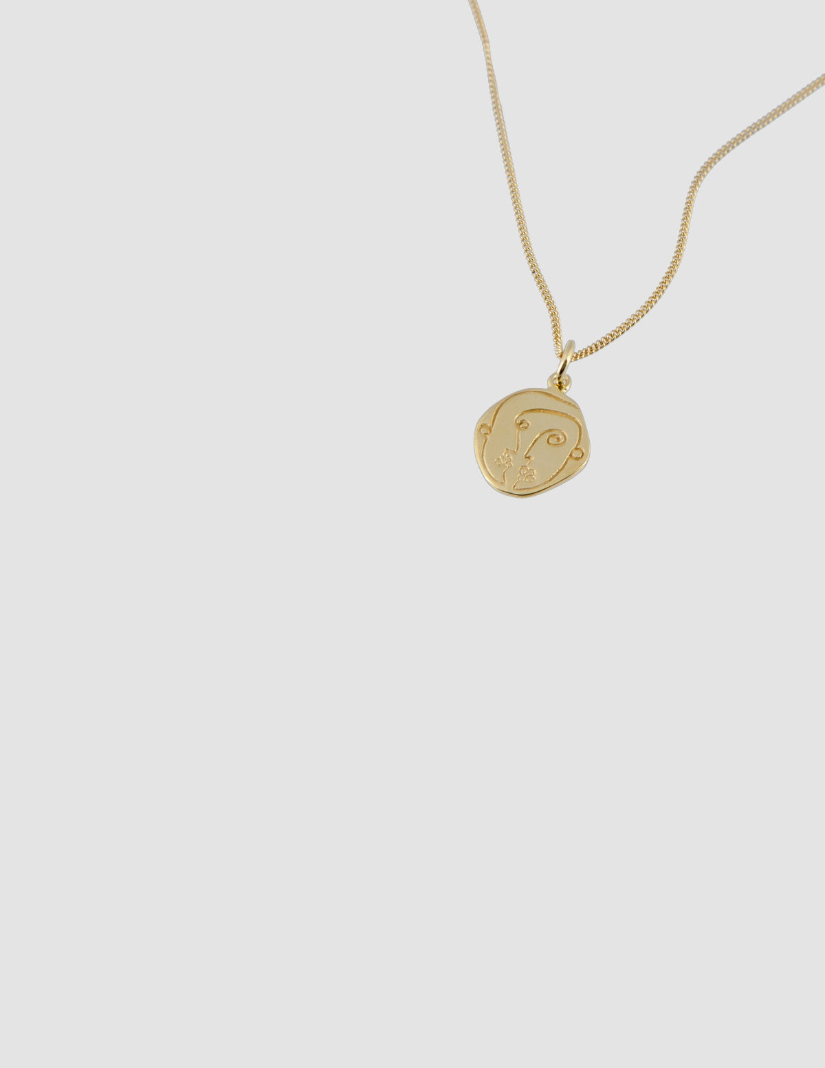 material:gold;