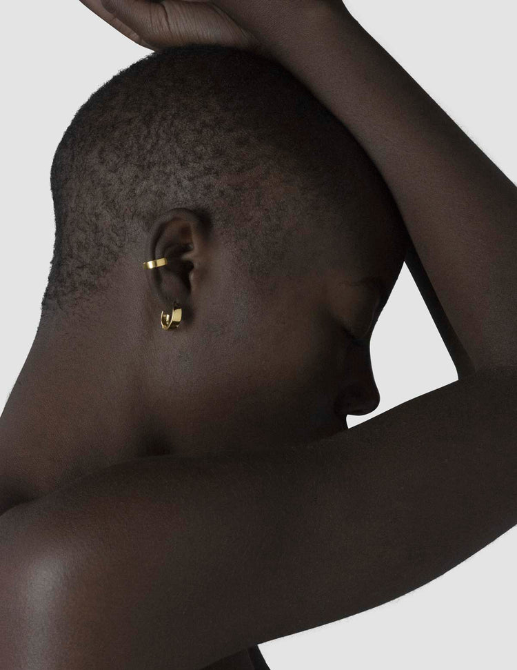 material:gold;